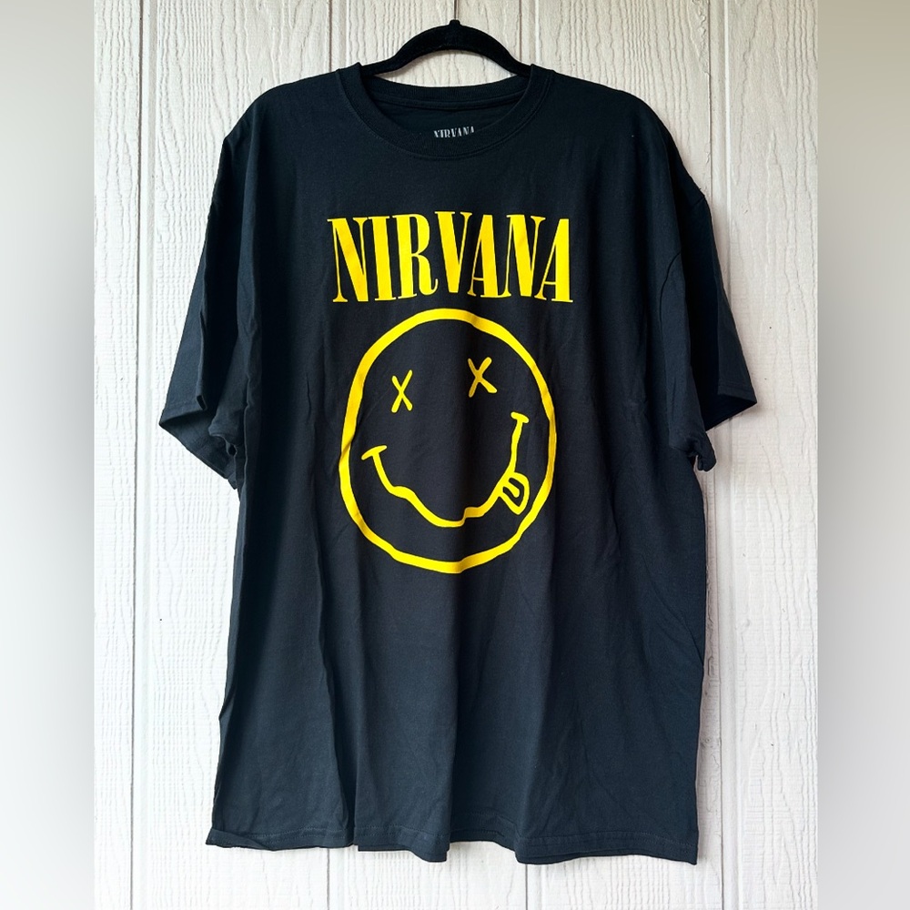 NWOT Nirvana Graphic Tee